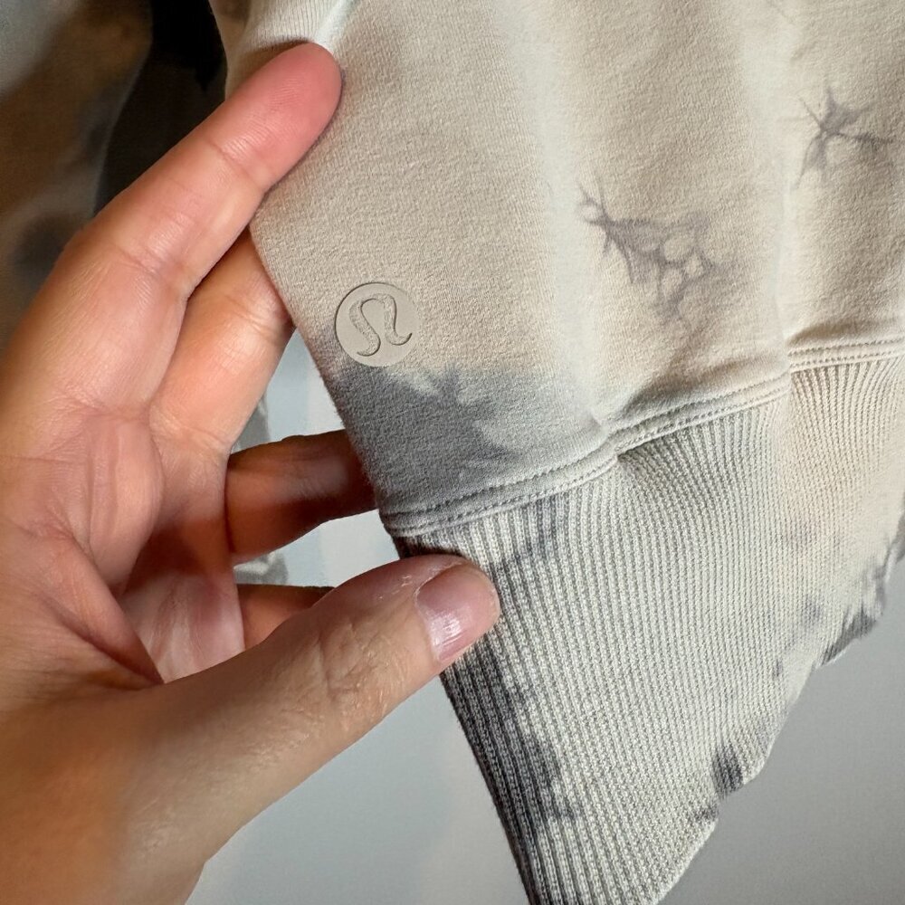 Lululemon Ready to Roll Crew in Shibori Dove Grey Cement Grey - Picture 4 of 5